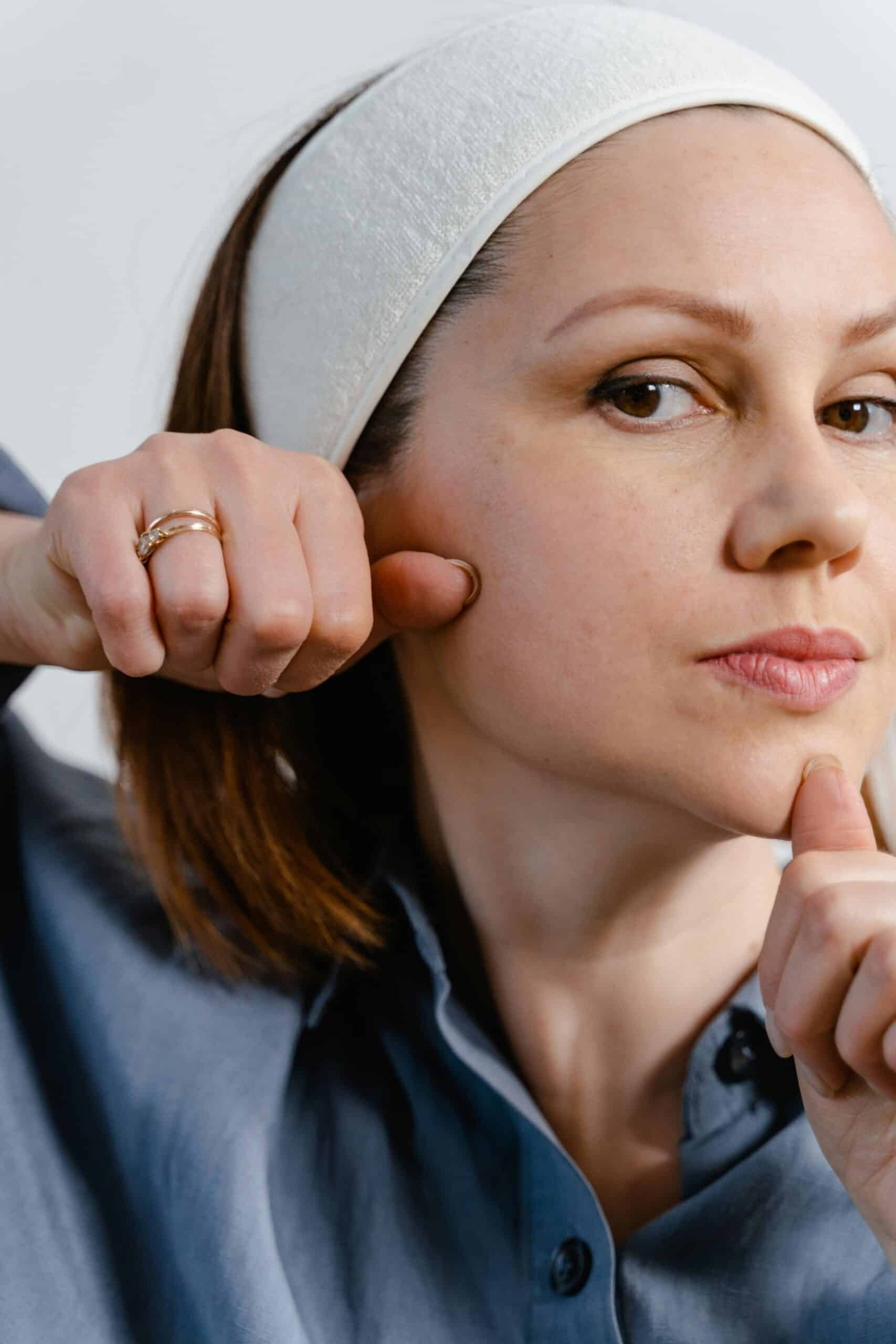 pexels-mart-production-8076103