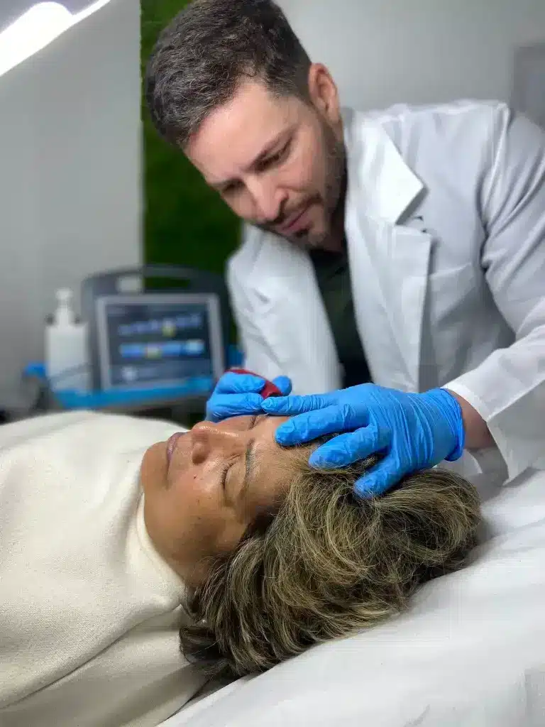 Plasmage: Blefaroplastia Sin Cirugía en Madrid